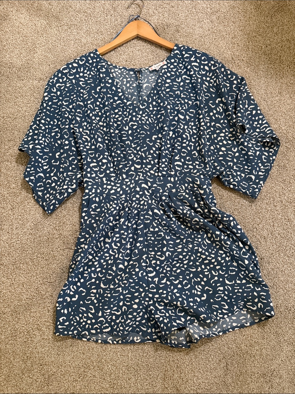 Dusty Blue Printed V-Neck Short Sleeve Romper with pockets